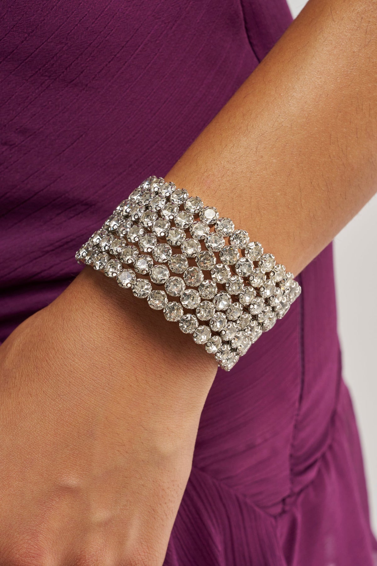 CRYSTAL WRAP AROUND CUFF