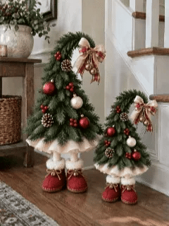 Sevair Deco Whimsical Christmas Elf Tree Topper with Red Boots – Bring Holiday Magic Home