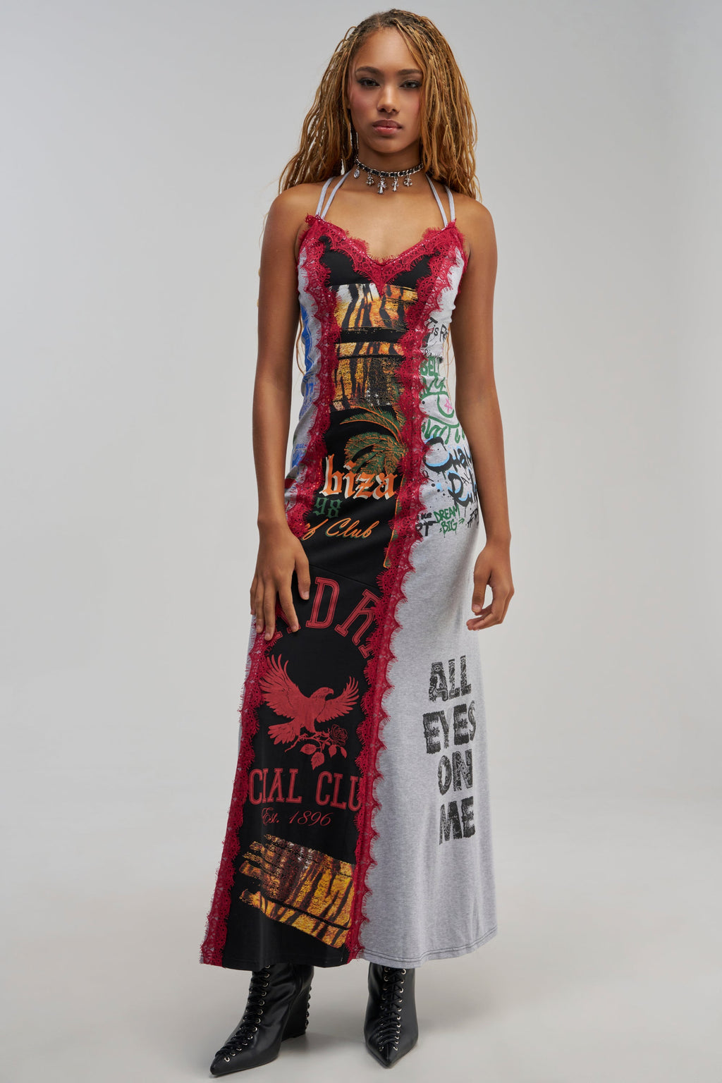 KISS AND TELL MAXI DRESS IN RED MULTI