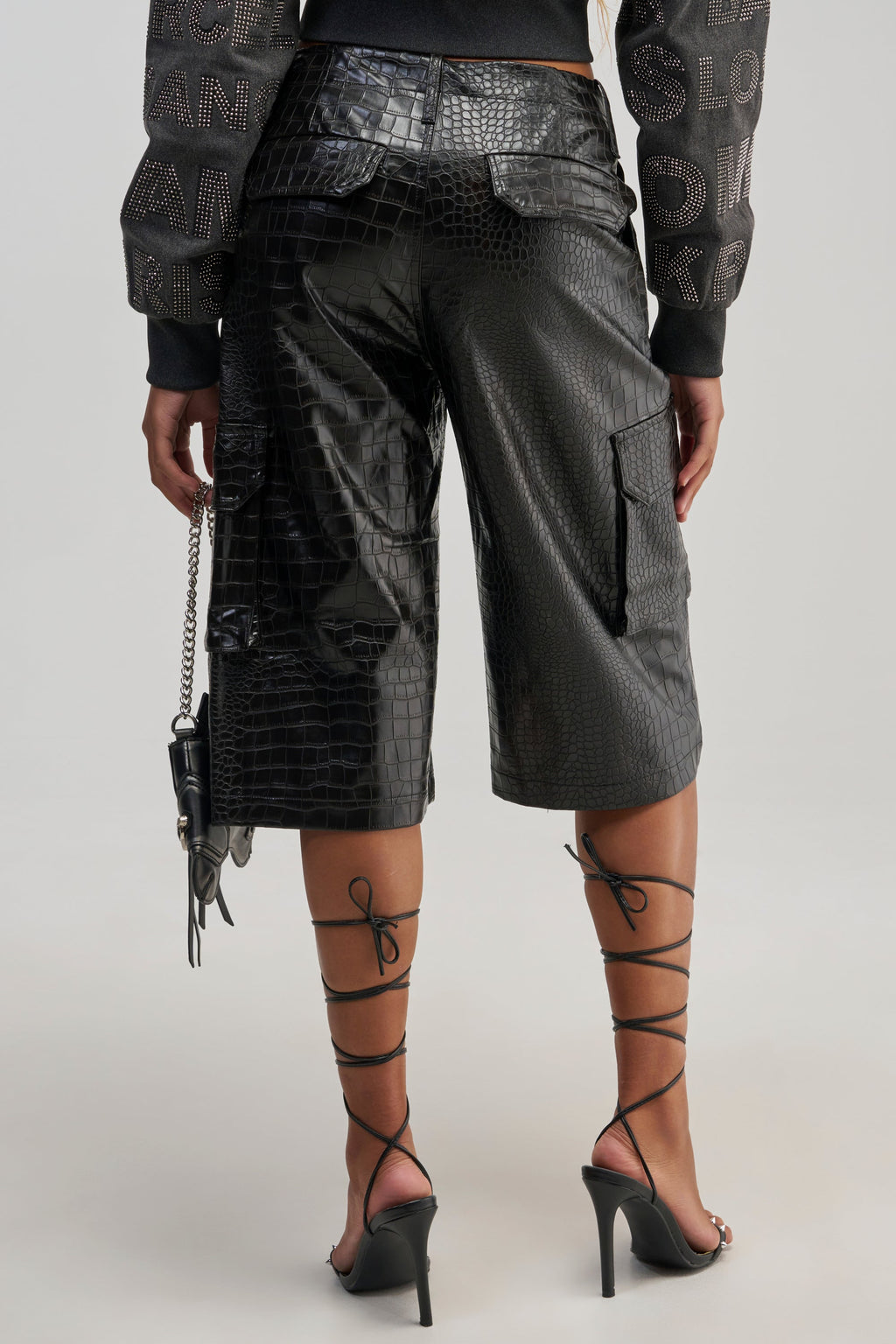 THE BEST CROC BERMUDA SHORT
