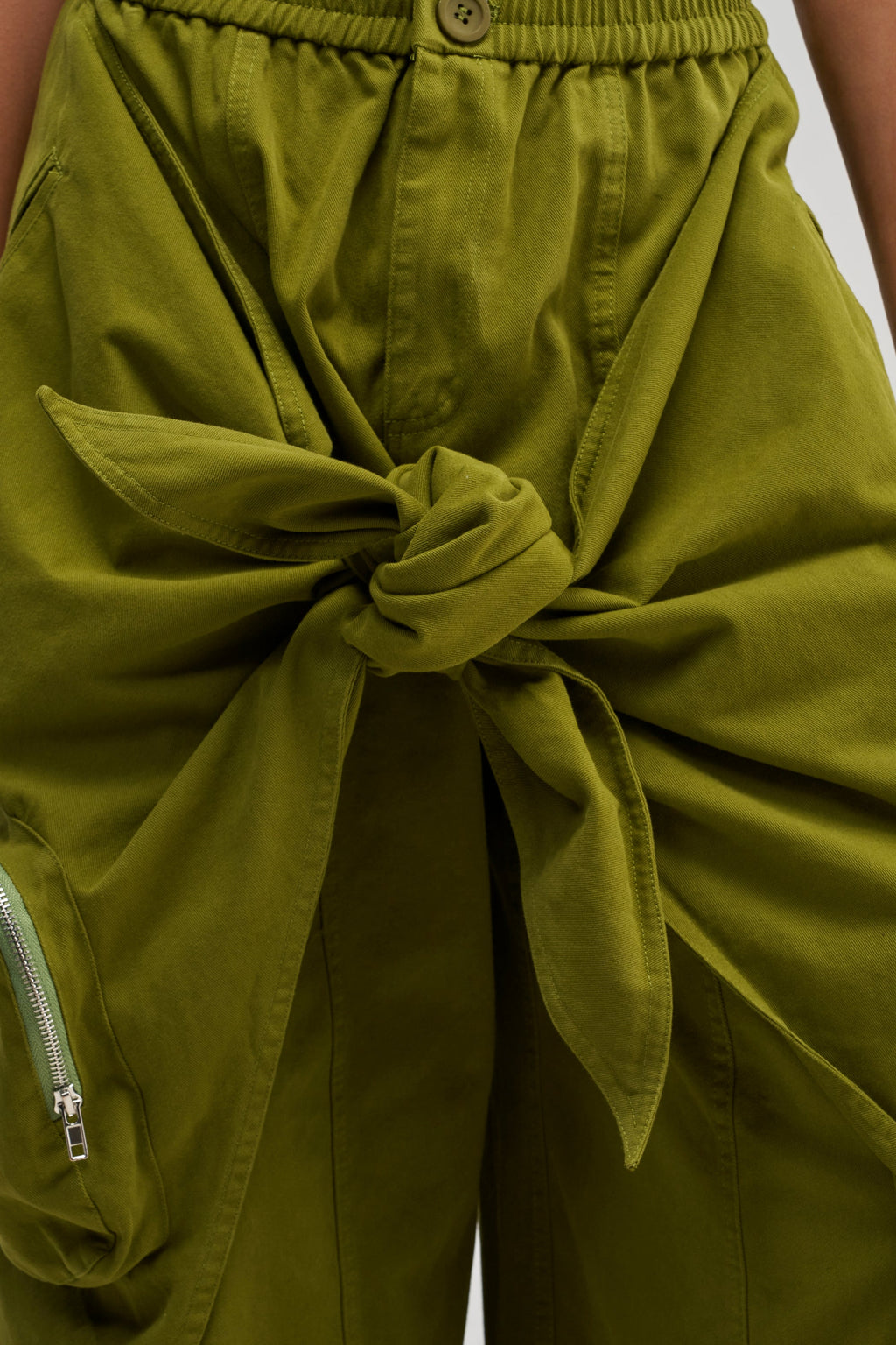 DO THE MOST TIE FRONT JOGGER IN OLIVE
