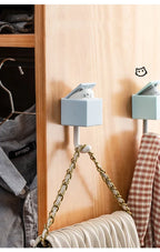 Peekaboo Cat Self-Adhesive Wall Hooks