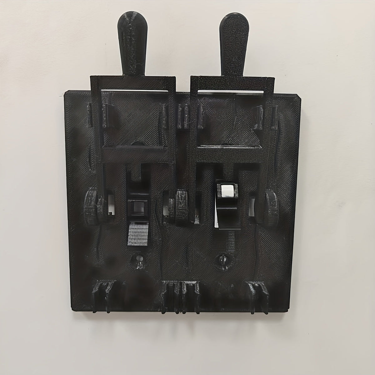 Sevair Deco Spooky Light Switch Cover