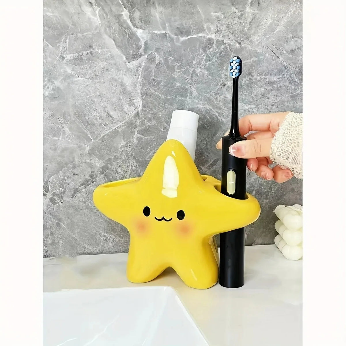 Sevair Deco cute star toothbrush holder black brush