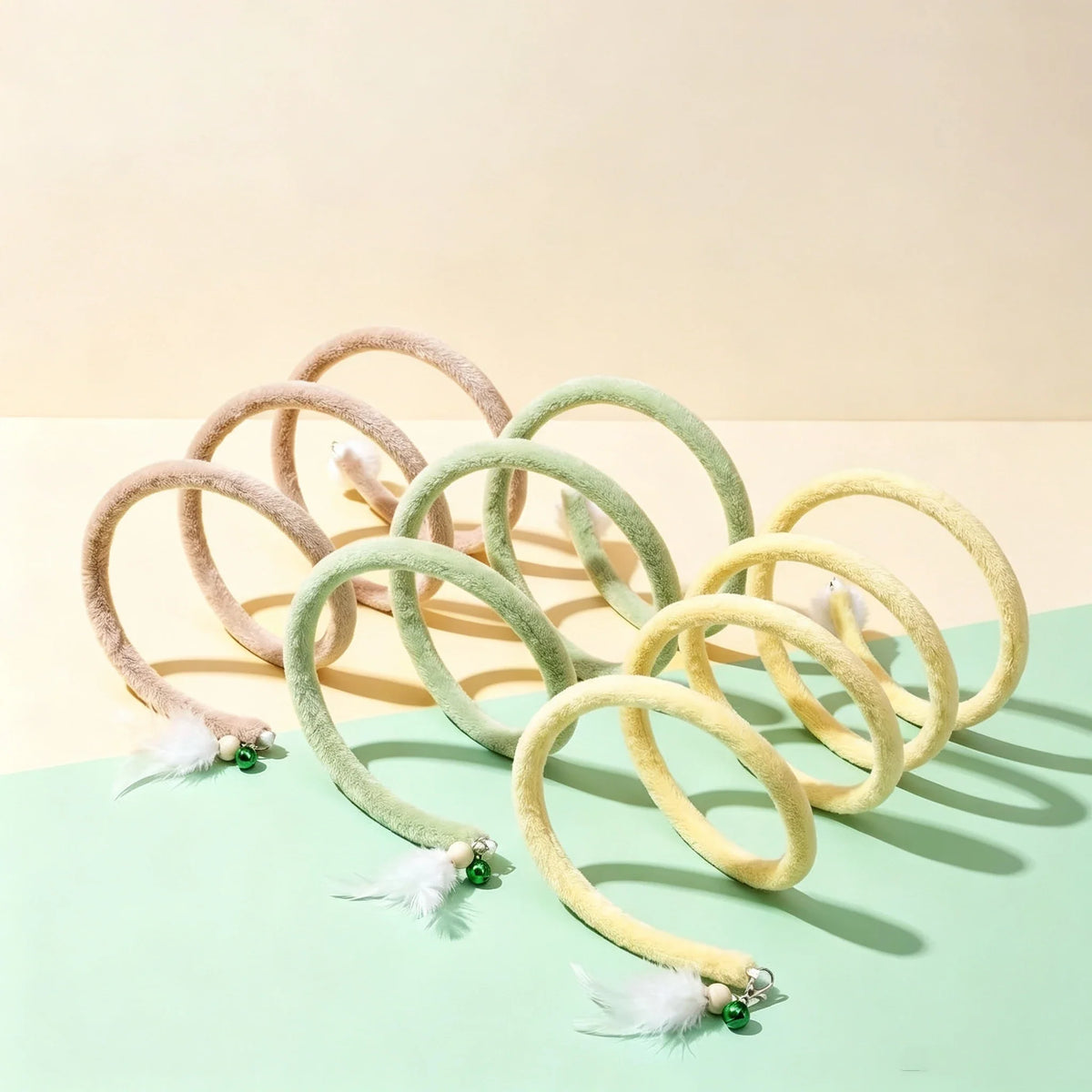 Sevair Deco Foldable Plush Cat Spiral Toy 12
