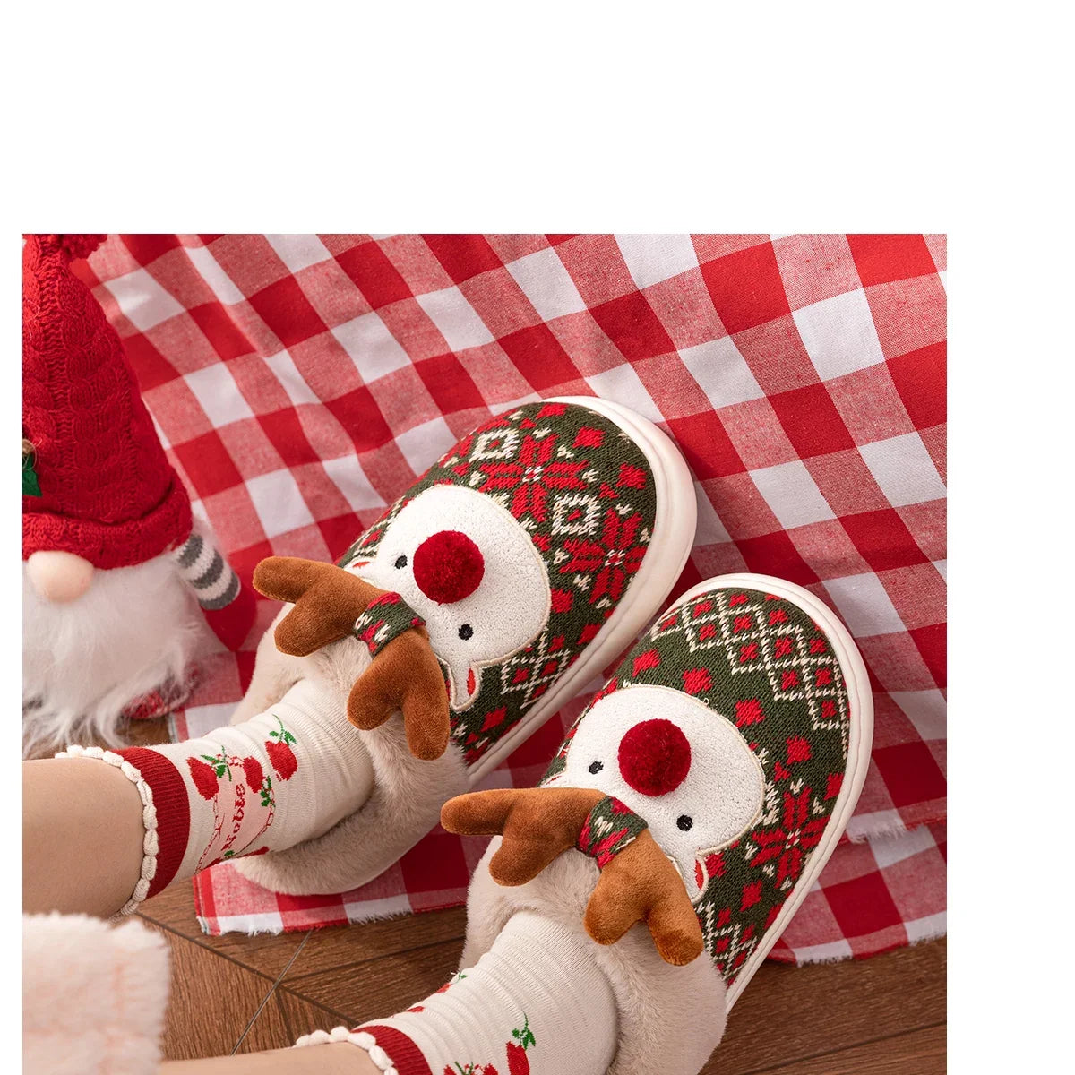 Sevair Deco Reindeer Christmas Slippers 29