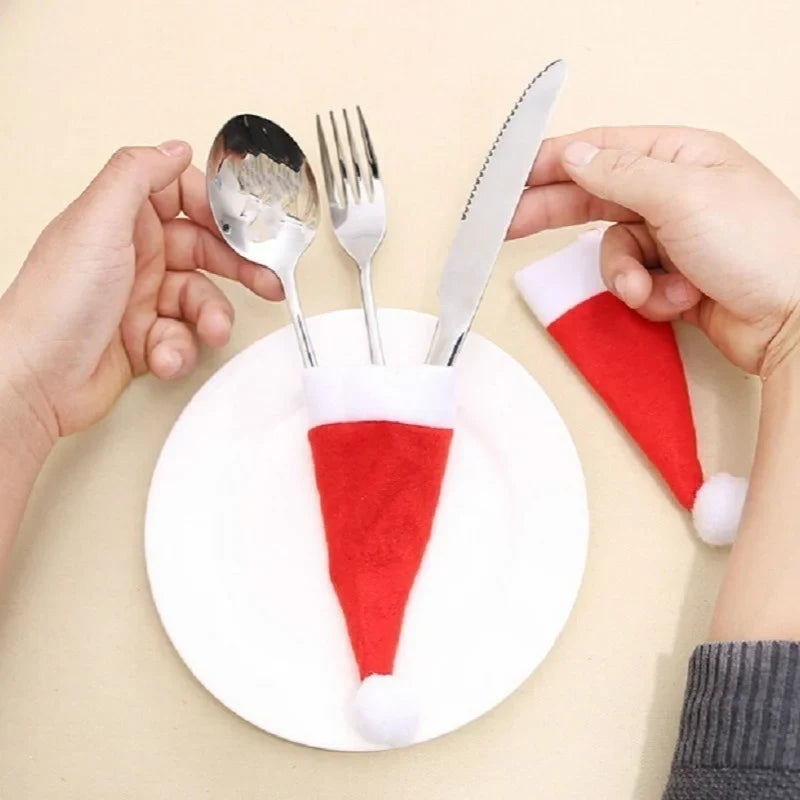 Sevair Deco Santa Cutlery Holders Felt Set 4